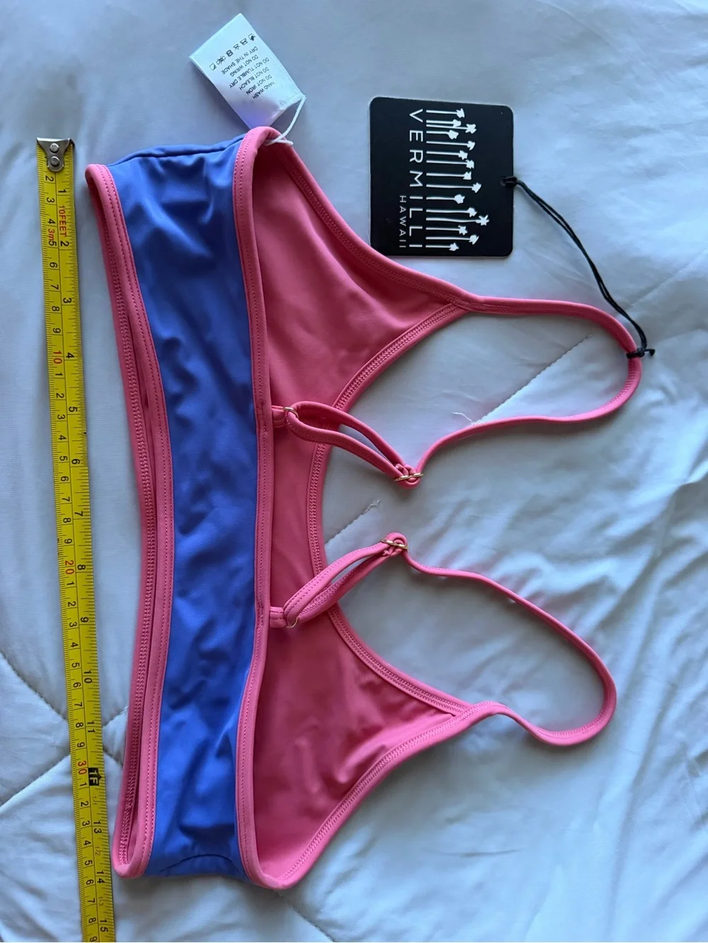 Sporty Blue Bikini Top with Pink Trim - Unknown Brand